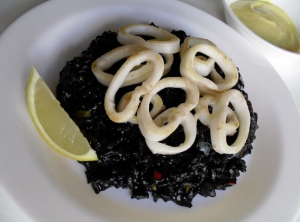 Squid ink rice